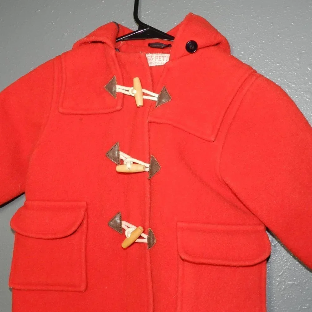Les Petits Girls Red Button Down France Hooded Coat Size 15 Inch Pit To Pit - Picture 4 of 9
